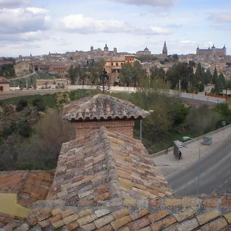 ホテル ロス シガラレス 2*