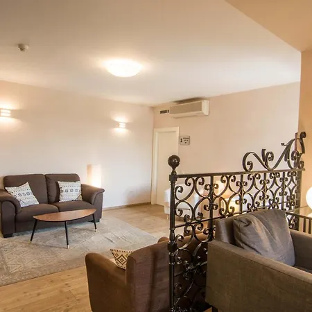 ロス シガラレス