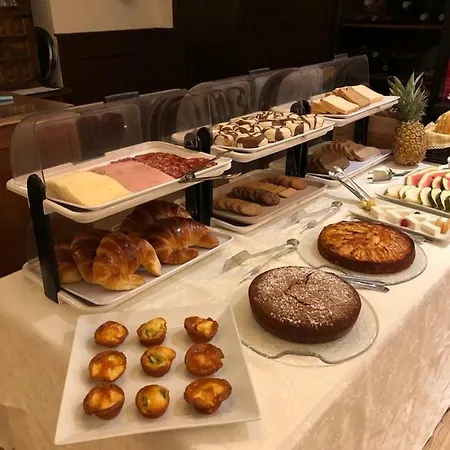 ホテル ロス シガラレス